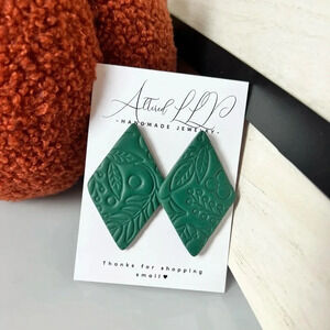 Handmade Earrings “Holly” Collection